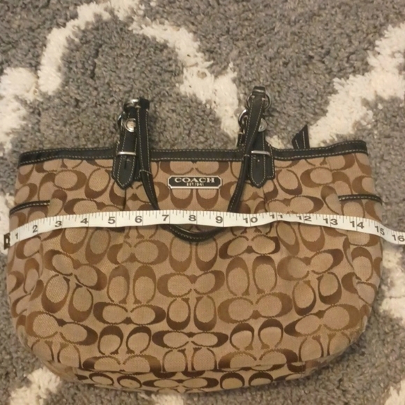 Coach Bag - Picture 11 of 12